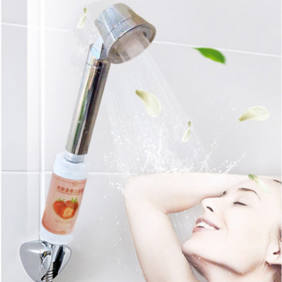 НАСАДКА-ФИЛЬТР НА ДУШ, НЕЙТРАЛИЗУЮЩИЙ ХИМРЕАГЕНТЫ VITA ONE VITAMIN SHOWER FILTER 