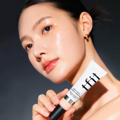 Увлажняющий тональный флюид TFIT Radiance Fit Serum Foundation 30 мл