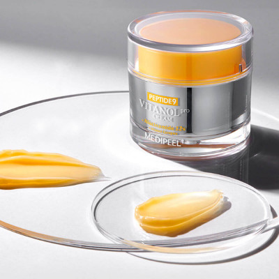 ЛИФТИНГ‑КРЕМ ДЛЯ РОВНОГО ТОНА И СИЯНИЯ MEDIPEEL⁺ PEPTIDE 9 VITANOL PRO CREAM 50Г