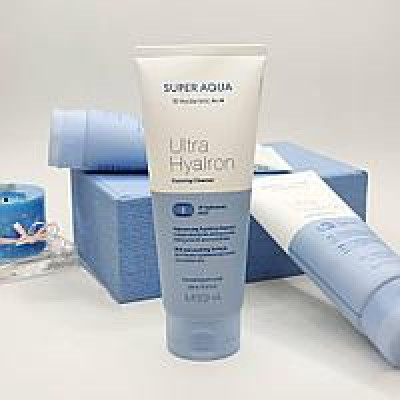 Очищающая пенка с гиалуроновой кислотой Missha Super Aqua Ultra Hyalron Foaming Cleanser 200ml