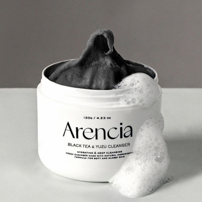 Очищающее средство с чёрным чаем и юдзу Arencia Black Tea Rice Mochi Cleanser 120гр