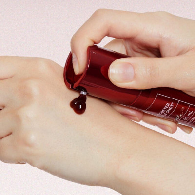 Антиоксидантная бустер-сыворотка с микроиглами VT Cosmetics Red Booster Reedle Shot 100 50 мл